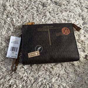 NWT Michael Kors Illustrations Airmail travel pouch wristlet